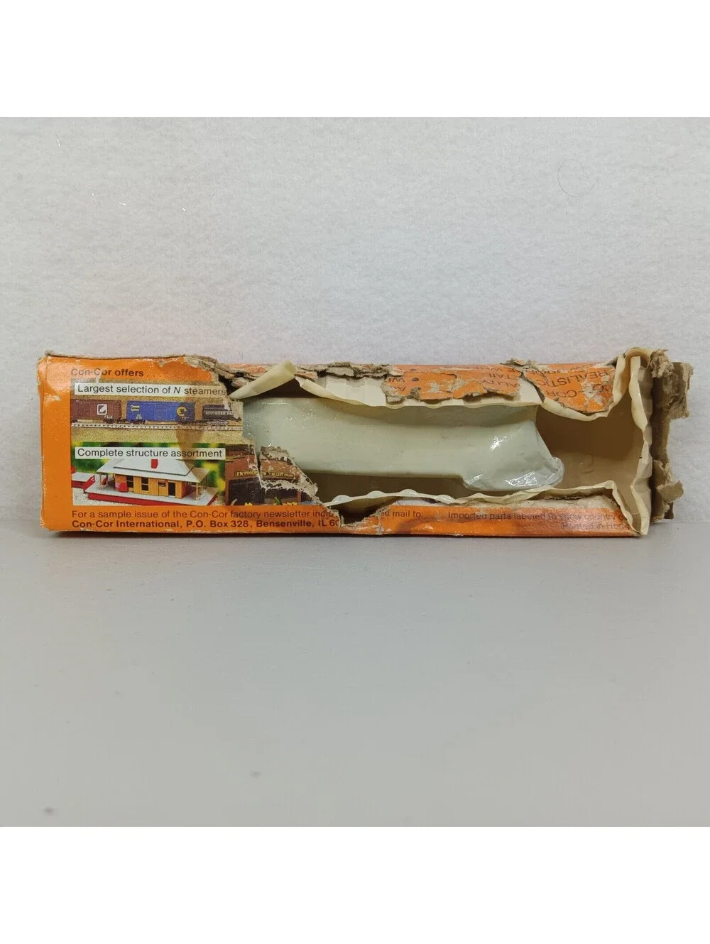 Con Cor Scale Burlington Route BREX RBBX 79513 Box Car N Scale 1 160